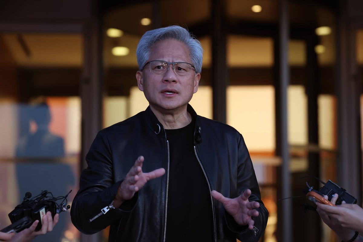  Nvidia and Apple may have the cleanest AI setup now. 