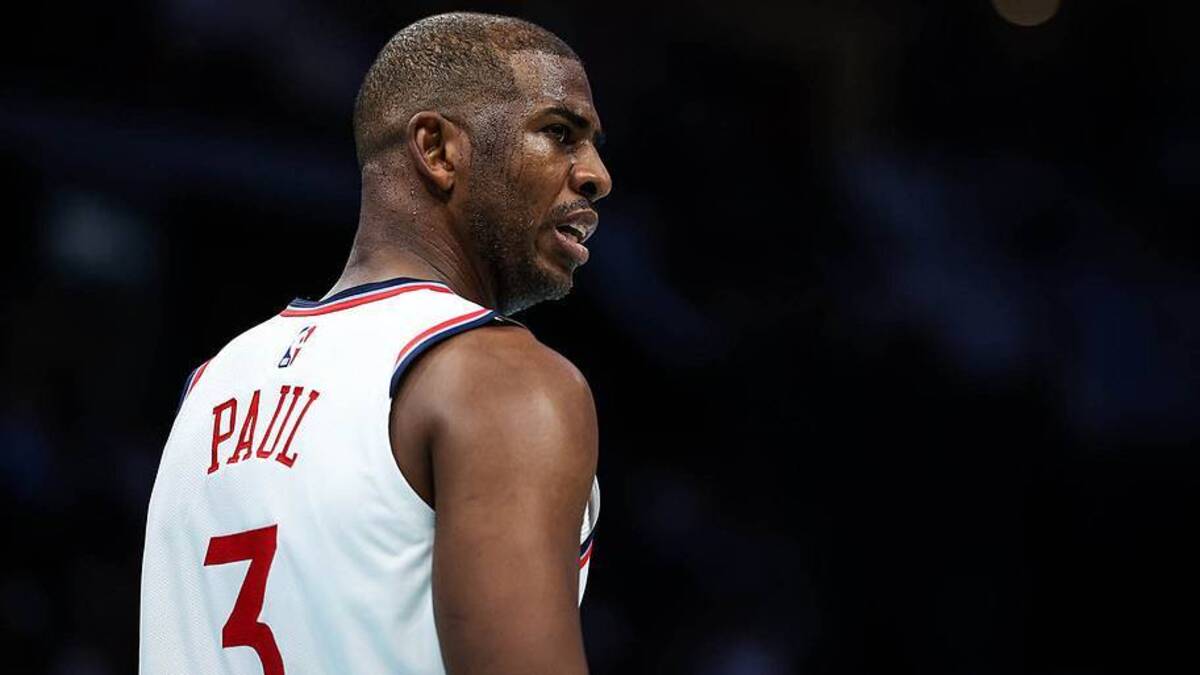 The Clippers Are Fumbling Another Situation. This Time, It Involves Chris Paul.