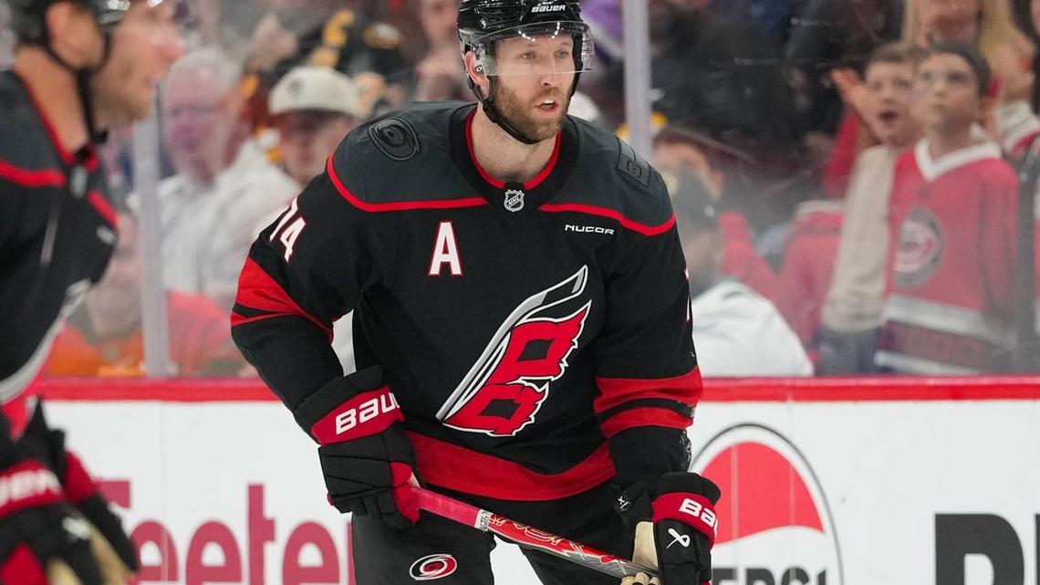 Canes not looking past Blackhawks in quest for No. 1 seed 