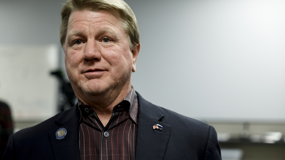 Mark Z. Barabak: Integrity on the ballot: Election deniers target secretary of state races in key states 