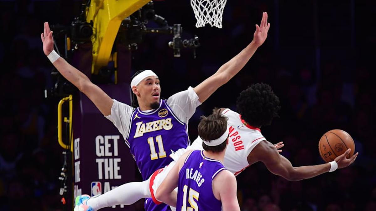  Apr 29, 2026; Los Angeles, California, USA; Los Angeles Lakers center Jaxson Hayes (11) defends the basket against Houston Rockets guard Amen Thompson (1) during the first half in game five of the first round of the 2026 NBA Playoffs at Crypto.com Arena. Mandatory Credit: Gary A. Vasquez-Imagn Images | Gary A. Vasquez-Imagn Images 