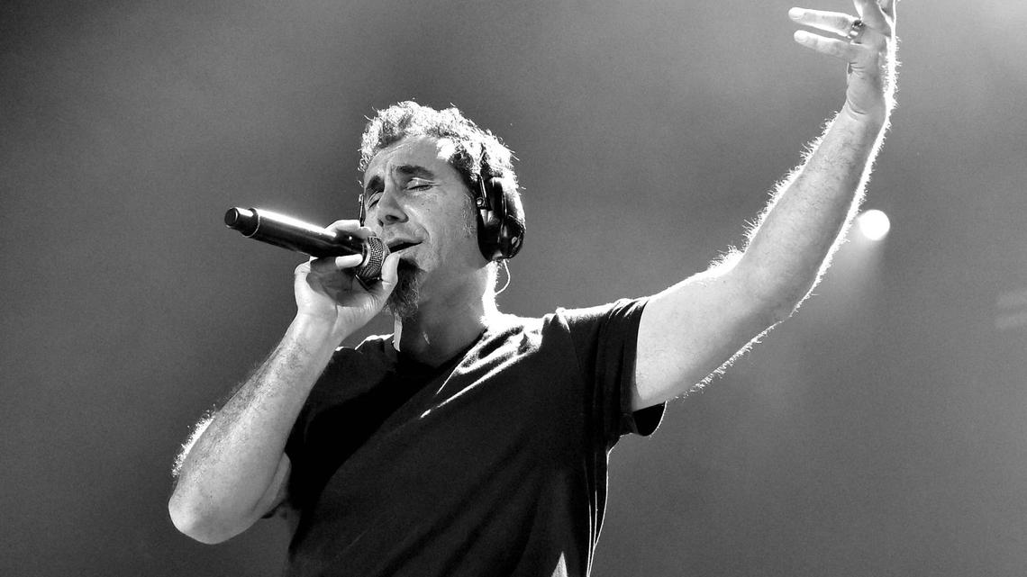 2001 Rock Song, Once Banned by Radio Stations, Reaches 2 Billion Streams 