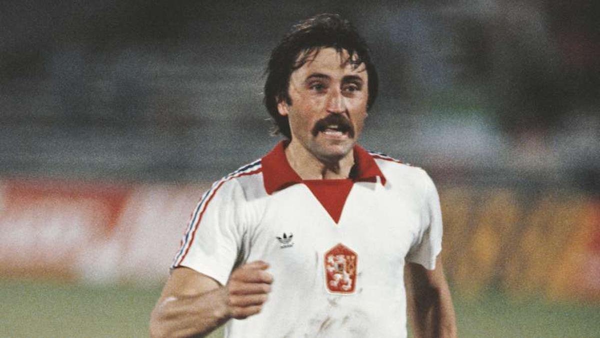  Antonin Panenka is the forefather of the Panenka penalty. | Getty/Allsport 