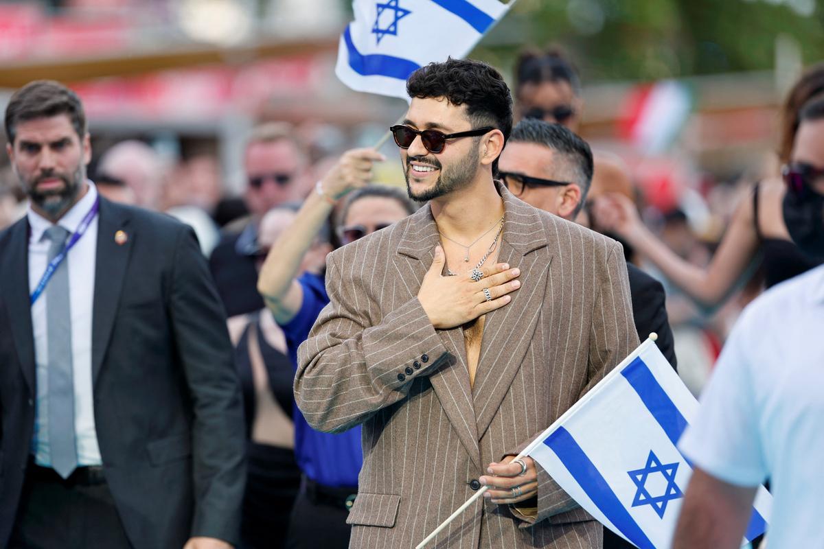 Noam Bettan, representing Israel attends the 2026 Eurovision Song Contest's 'Turquoise Carpet' event in Vienna, Austria, May 10, 2026. REUTERS/Lisa Leutner