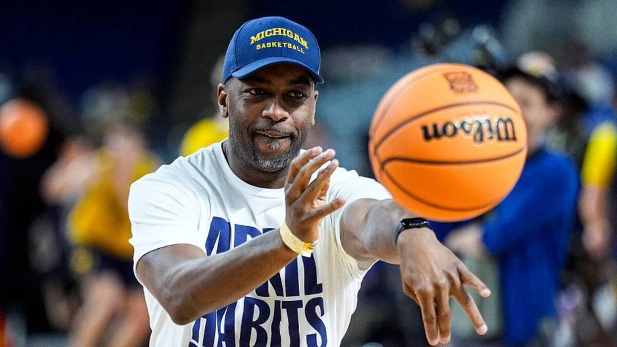  Mike Boynton has done a solid job of holding on to Michigan players and coaches since Dusty May's departure for the NBA. | USA TODAY Network via Reuters Connect 