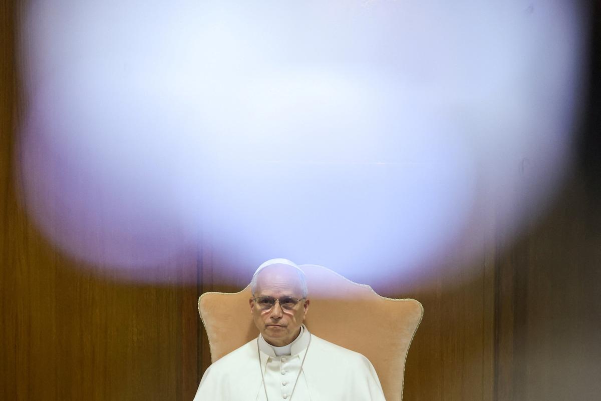 Pope Leo XIV attends the presentation of "Magnifica humanitas", his first encyclical, focused on the rise of artificial intelligence, at the Vatican's Aula Nuova del Sinodo, May 25, 2026. REUTERS/Yara Nardi     TPX IMAGES OF THE DAY