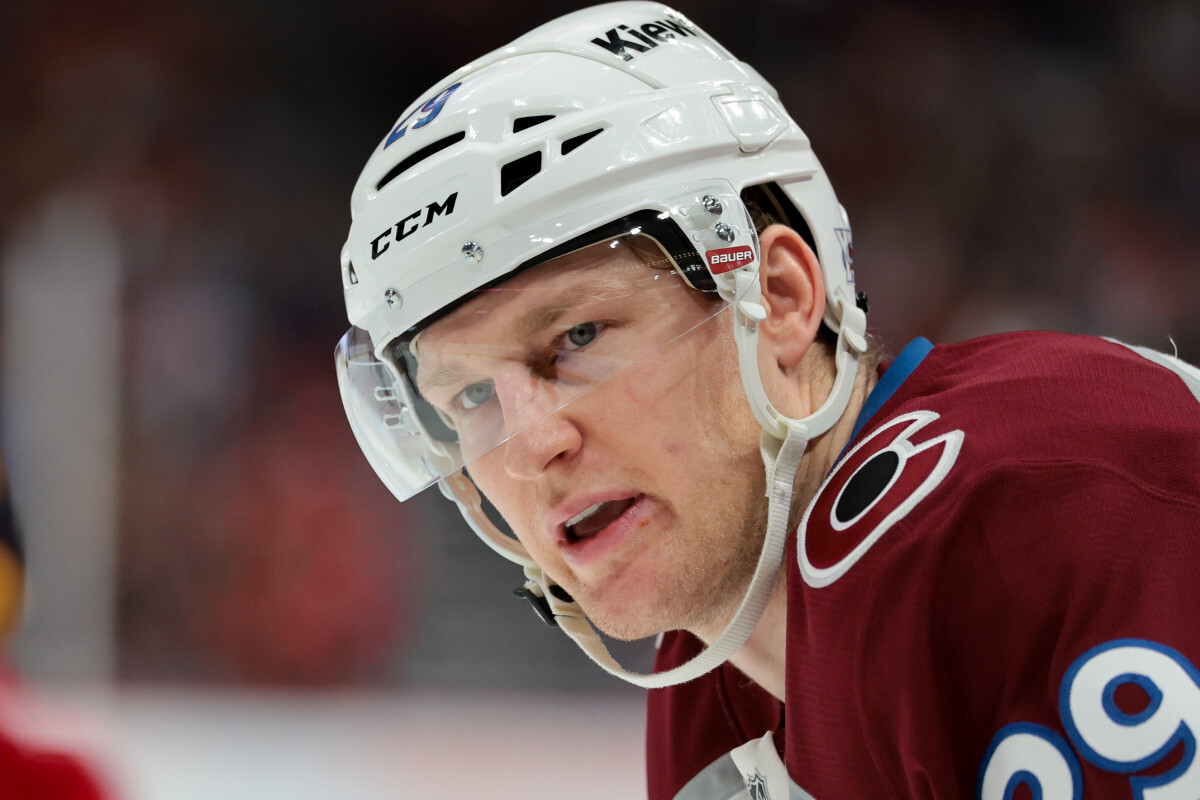  Colorado Avalanche center Nathan MacKinnon (29) looks on against the Florida Panthers during the second period at Amerant Bank Arena. Sam Navarro-Imagn Images