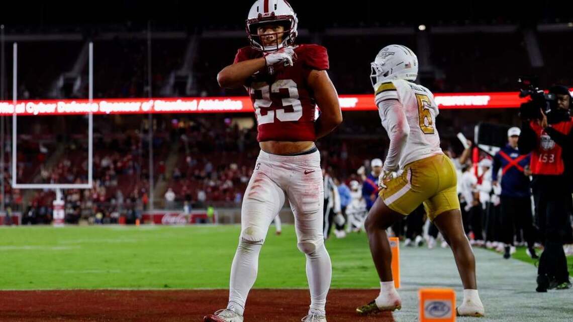 Davis Warren's career game leads Stanford's comeback win over Georgia Tech 