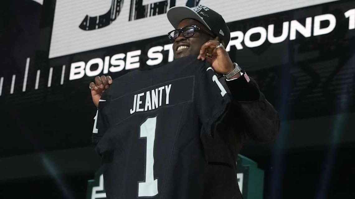  Apr 24, 2025; Green Bay, WI, USA; Boise State Broncos running back Ashton Jeanty is selected by the Las Vegas Raiders as the number six pick in the first round of the 2025 NFL Draft at Lambeau Field. Mandatory Credit: Kirby Lee-Imagn Images | Kirby Lee-Imagn Images 