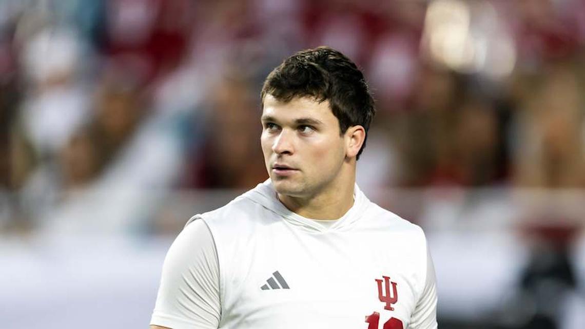  Alberto Mendoza brings a national championship pedigree to Georgia Tech, a program that hasn't won one since 1990. | Mark J. Rebilas-Imagn Images 