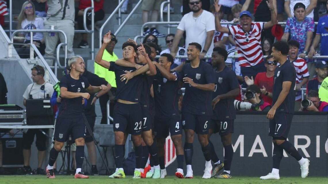 Justin Ellis, Julian Hall help USMNT rout Peru 