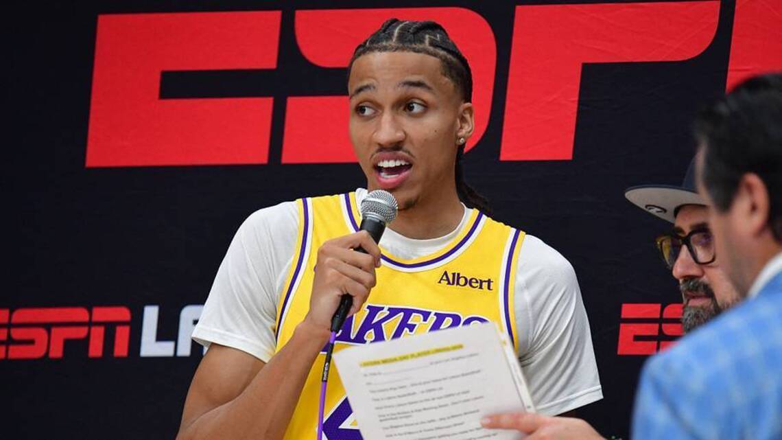Lakers Officially Recall Cameron Carr From Short G League Stint