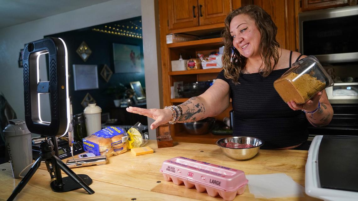 Cooking, comedy, chaos: Food content creator carries 1 million-plus followers into guest chef dinner 