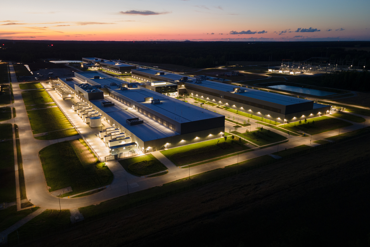 FILE -- Meta's data center in Newton County, Ga., in May 2025. Meta is in talks to rent computing power from its artificial intelligence data centers to Anthropic in a deal that could be worth as much as $10 billion over two years. The deal could potentially alleviate pressure from investors, who have questioned how much the company has been spending on data centers. (Dustin Chambers/The New York Times)