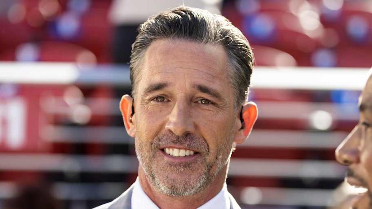  Feb 8, 2026; Santa Clara, CA, USA; NBC Sports analyst Kyle Shanahan prior to the New England Patriots game against the Seattle Seahawks in Super Bowl LX at Levi's Stadium. Mandatory Credit: Mark J. Rebilas-Imagn Images | Mark J. Rebilas-Imagn Images 