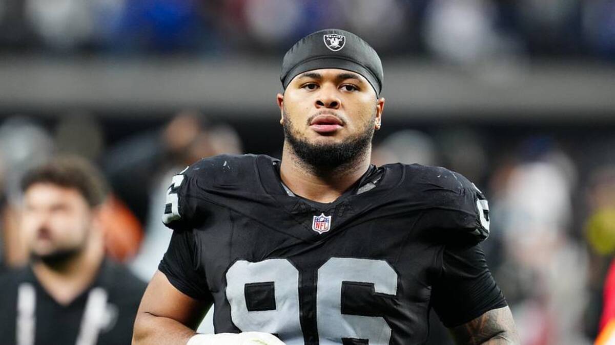  Dec 28, 2025; Paradise, Nevada, USA; Las Vegas Raiders defensive tackle Jonah Laulu (96) exits the field after the game against the New York Giants at Allegiant Stadium. Mandatory Credit: Stephen R. Sylvanie-Imagn Images | Stephen R. Sylvanie-Imagn Images 