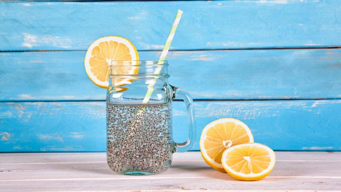 This Chia Seed Lemonade Can Curb Cravings + Boost Weight Loss!