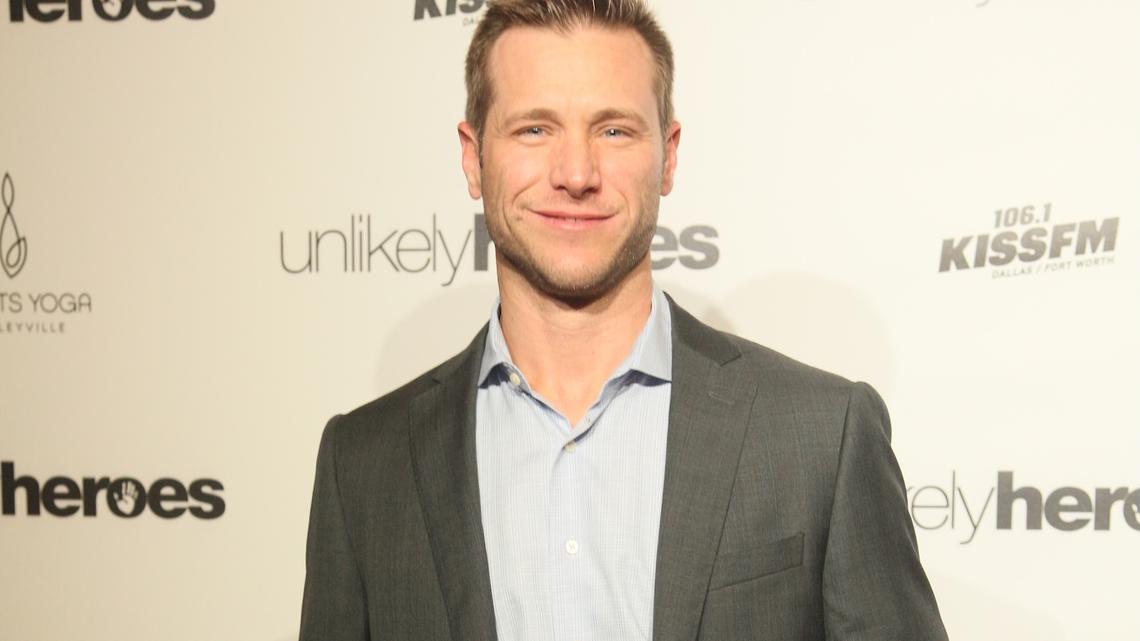 Former Bachelor Jake Pavelka Engaged to Girlfriend After 2 Years of Dating 