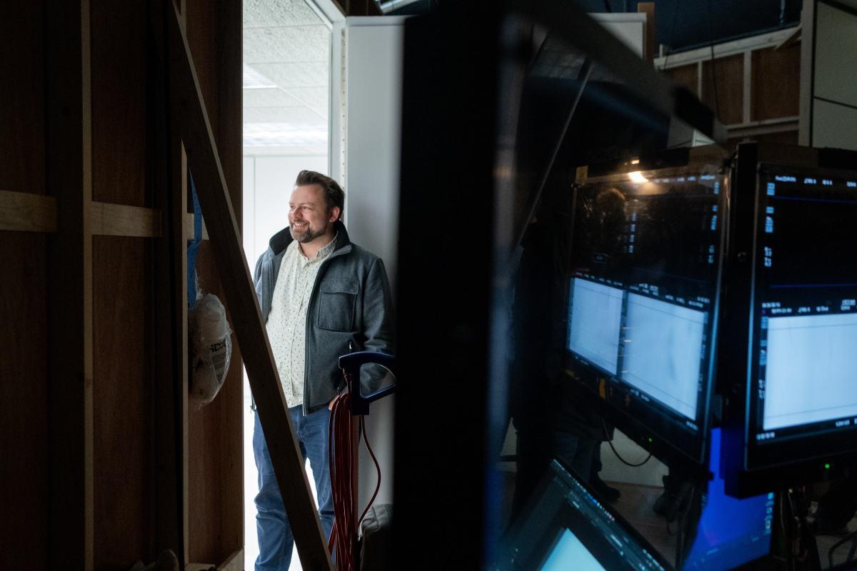  Dan Erickson on set of ‘Severance’ Apple TV+