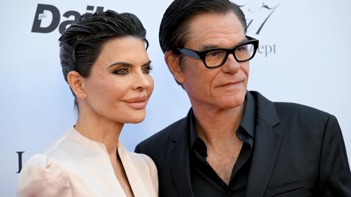 Lisa Rinna Recalls Being 'Freaked Out' by Harry Hamlin While He Was Pursuing Her 