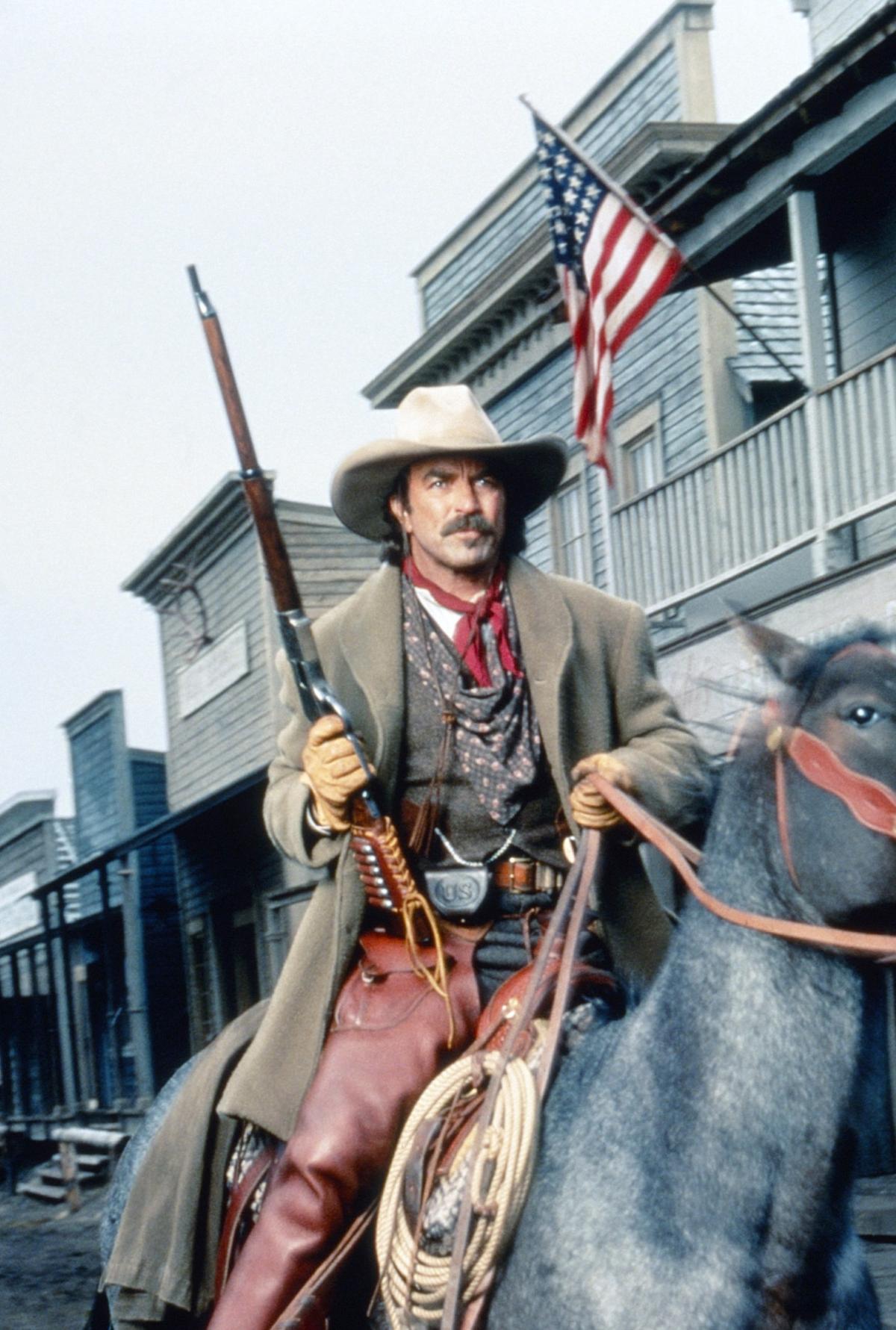 CROSSFIRE TRAIL, Tom Selleck, aired January 21, 2001.Nigel Parry / TV Guide / ©TNT / courtesy Everett Collection