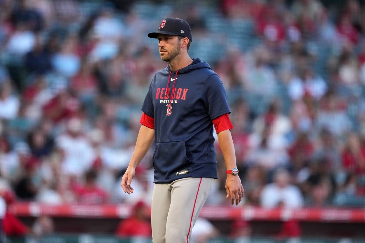  Boston Red Sox interim manager Chad Tracy (17) Kirby Lee-Imagn Images