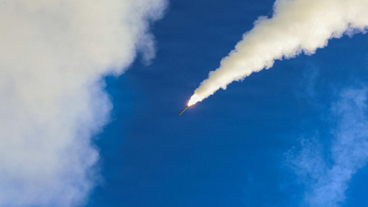 Arleigh Burke-class guided-missile destroyer USS Thomas Hudner fires a Tomahawk land attack missile at an undisclosed location, March 21, 2026. U.S. Navy Photo/Handout via REUTERS/File Photo