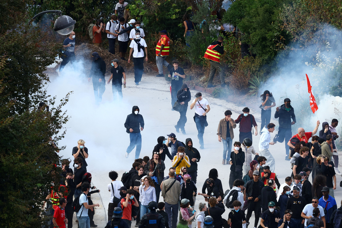 School protests sweeping France cause 'heaviest toll in decades' | Rock ...