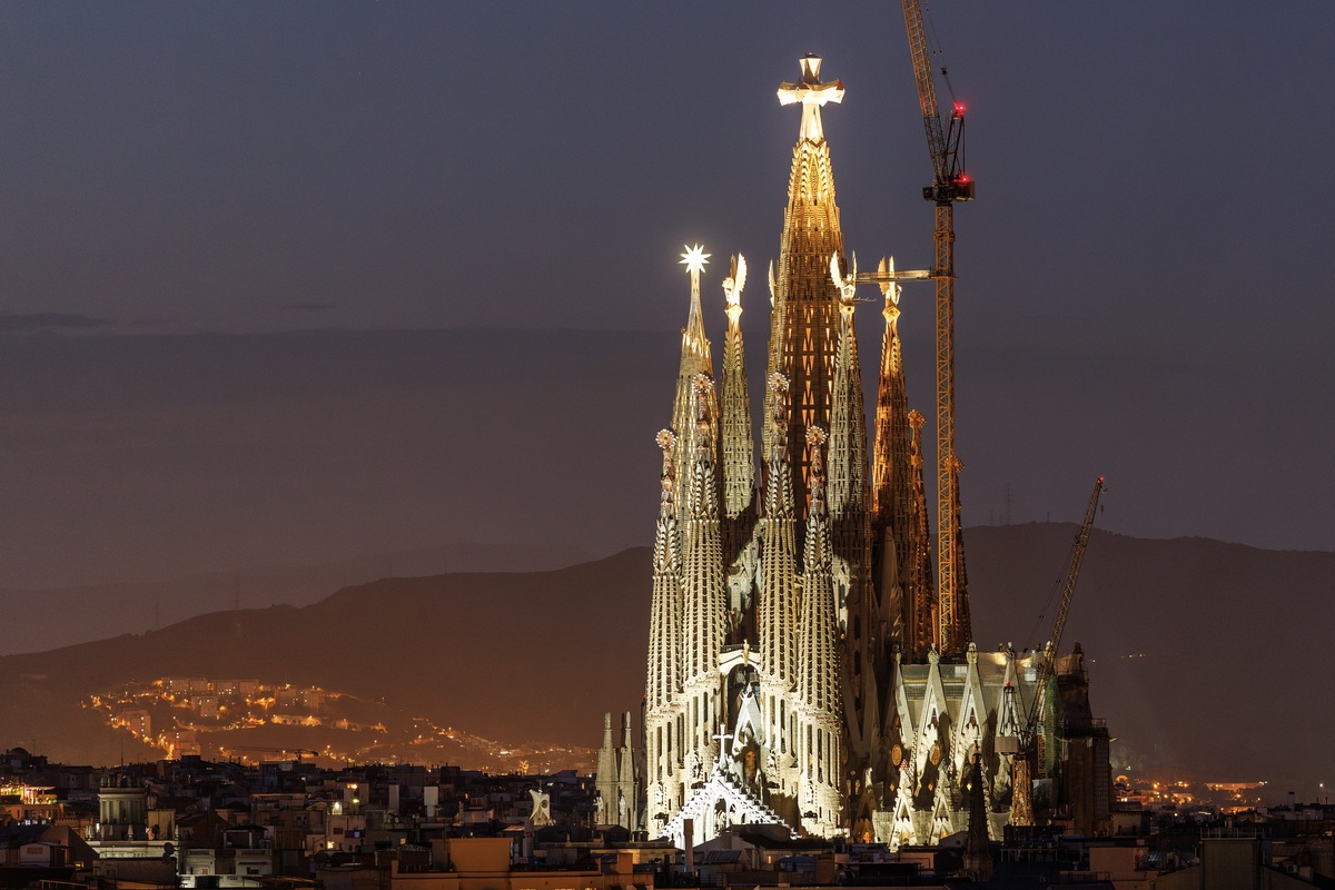  A view of the exterior of Antoni Gaudí’s Sagrada Familia, pictured at night on June 8, 2026, in Barcelona, Spain. 