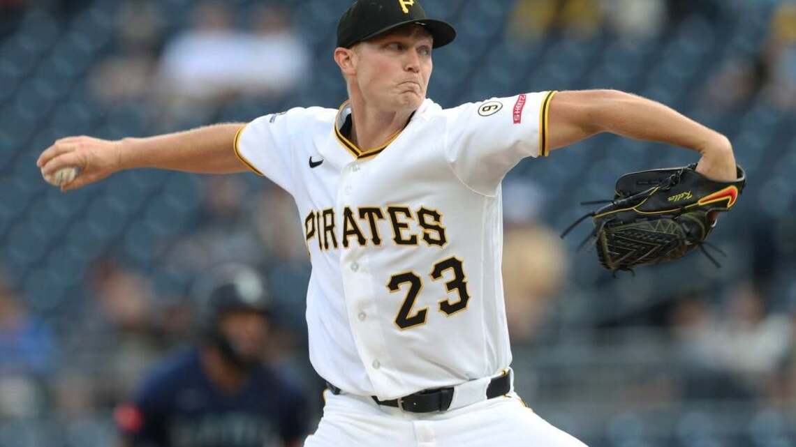 Cole Young, Cal Raleigh homer as Mariners rally past Pirates 