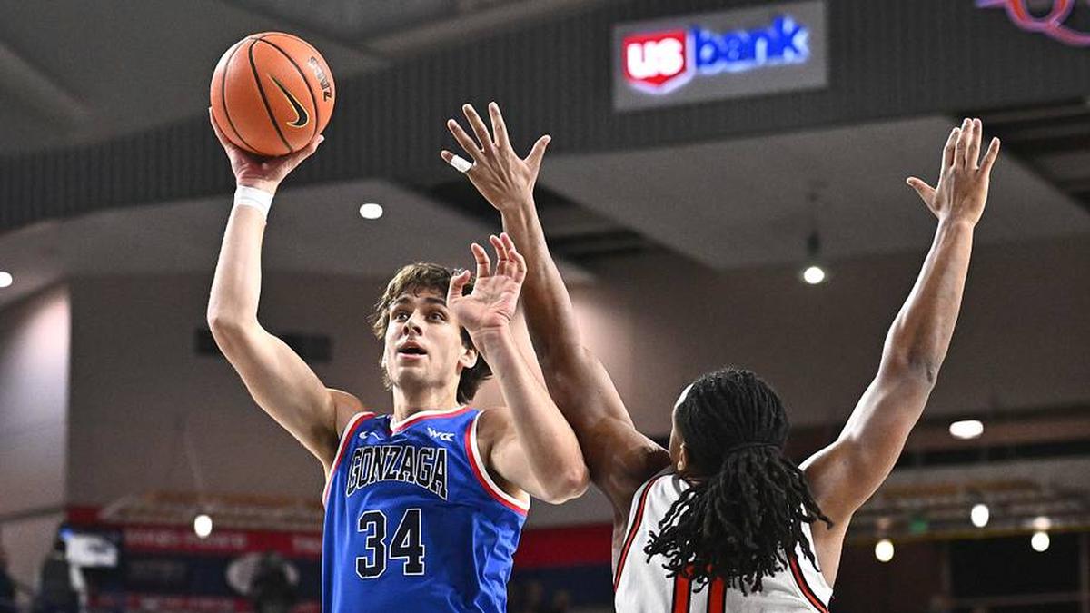  Gonzaga big man Braden Huff (34) is an uber-efficient big man with a soft touch around the rim. | James Snook-Imagn Images 