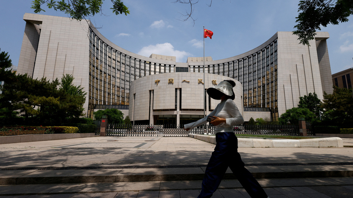 China leaves loan rates steady for 15th consecutive month in August