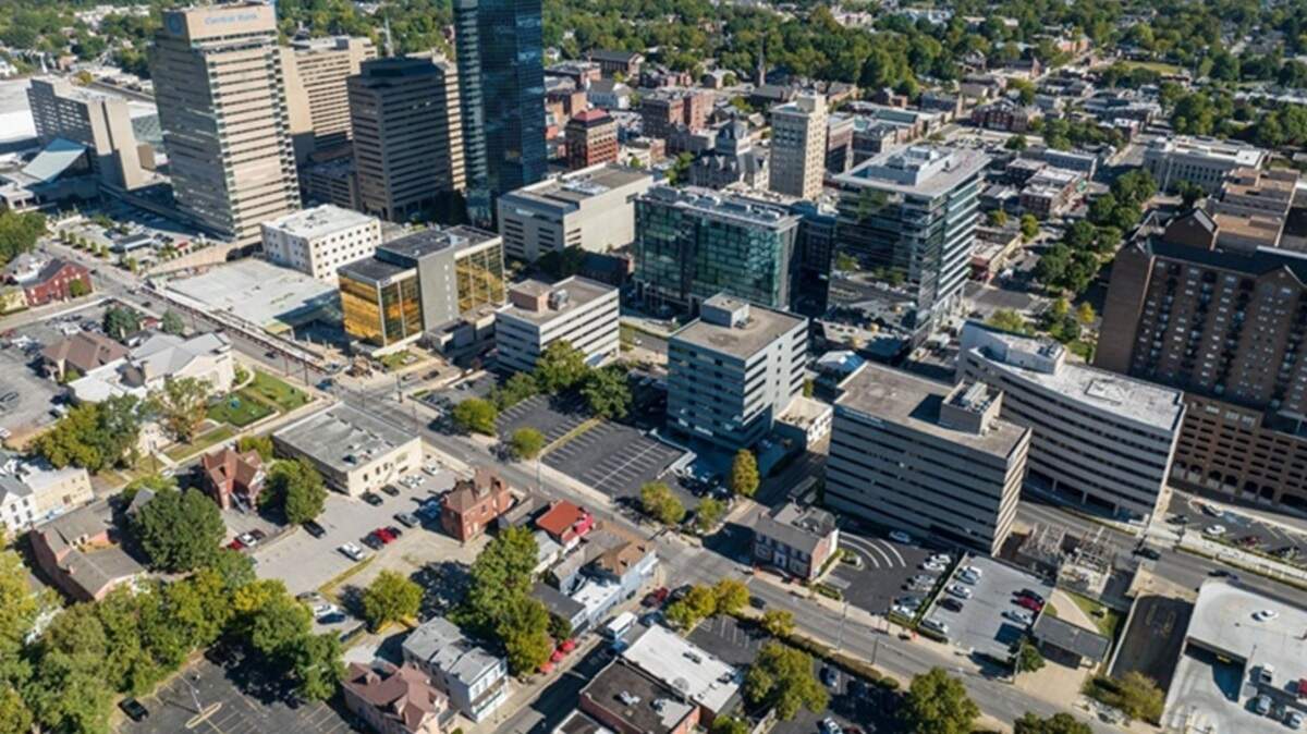 Lexington is expanding its boundaries and opening thousands of acres for the construction of homes and businesses to accommodate an influx of residents expected in the coming years.
