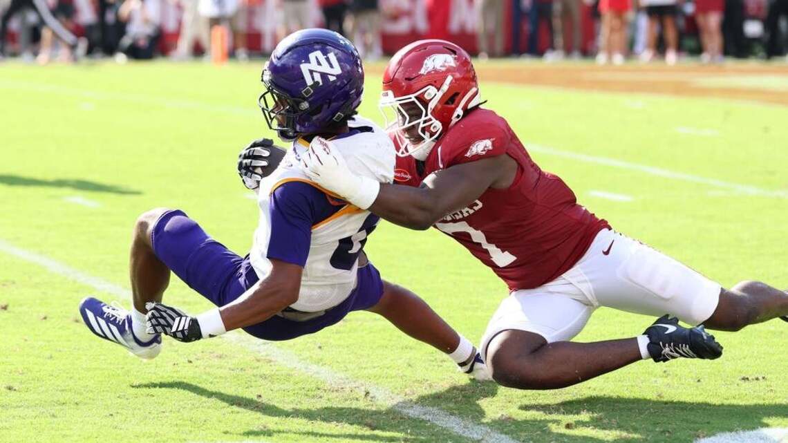 Ryan Silverfield's Arkansas debut results in win over North Alabama 