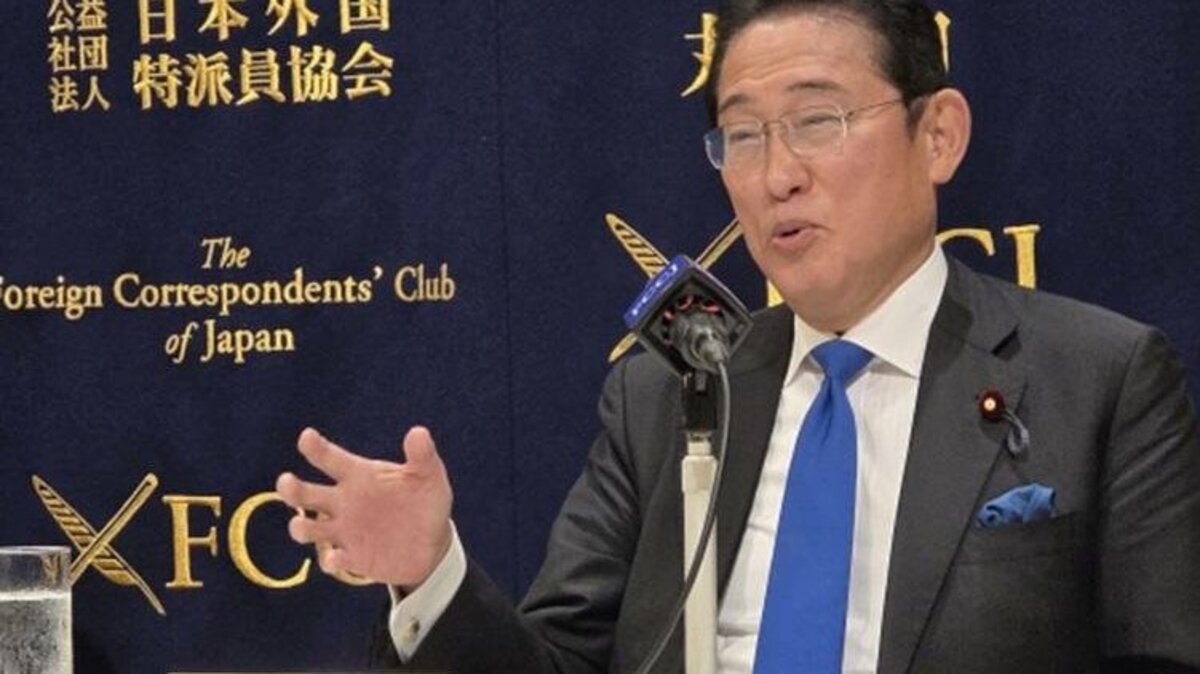 Former Japanese Prime Minister Fumio Kishida speaks at the Foreign Correspondents’ Club of Japan in Tokyo on June 26, 2026. Photo by Asia Today