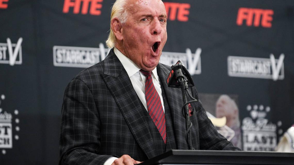 WWE Legend Ric Flair Calls Out Luka Doncic After Lakers' Loss vs. Thunder 