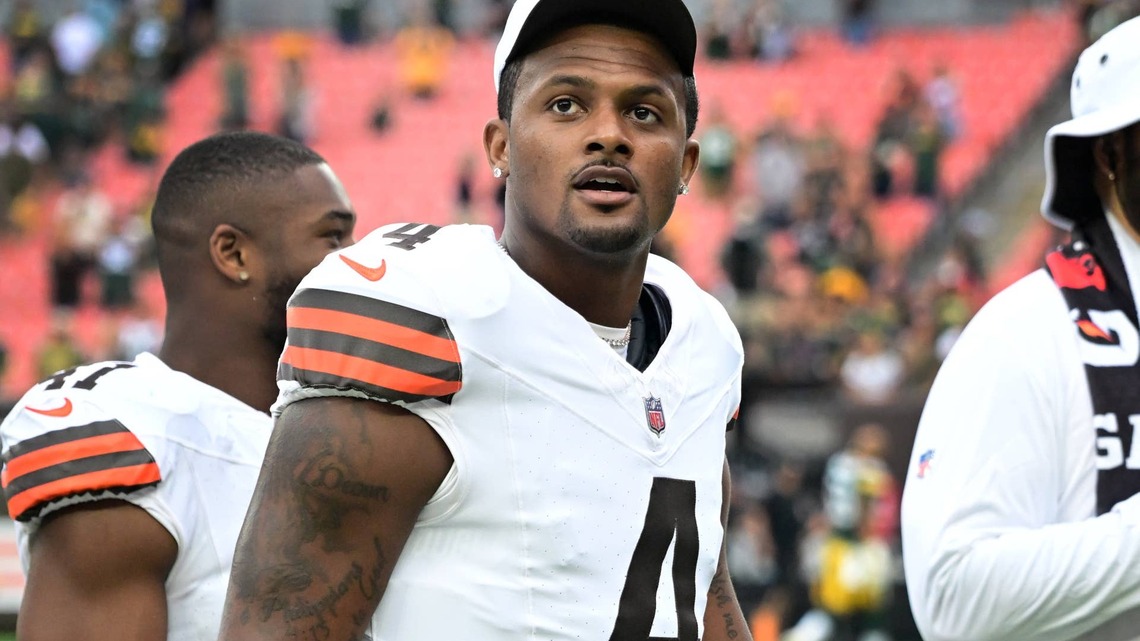 Deshaun Watson Calls Out Browns Fans After Being Booed In Cleveland