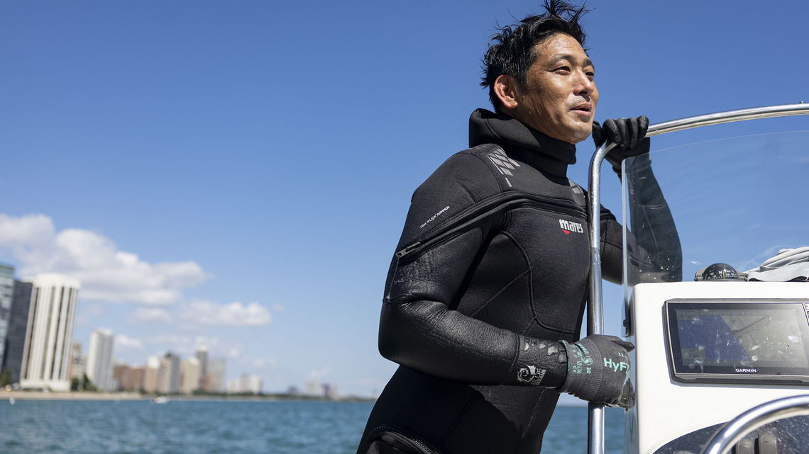 Inch by inch, this Chicago diver scours Lake Michigan's floor for lost stuff: ‘The guy everybody calls'