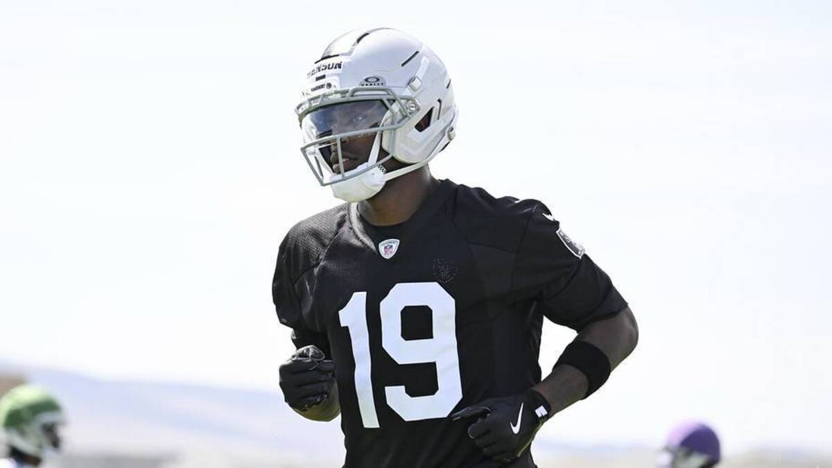  Jun 3, 2026; Henderson, NV, USA; Las Vegas Raiders wide receiver Malik Benson (19) runs a drill during organized team activities at Intermountain Health Performance Center. Mandatory Credit: Candice Ward-Imagn Images | Candice Ward-Imagn Images 