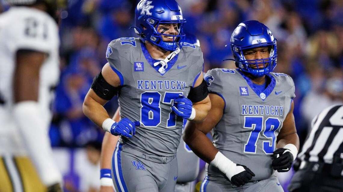 No. 12 Kentucky erases early deficit, beats Vanderbilt for 6th straight win 