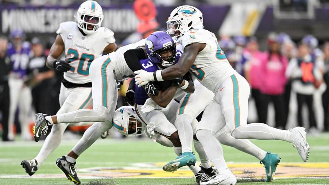 Five Instant Overreactions to Dolphins-Vikings Matchup