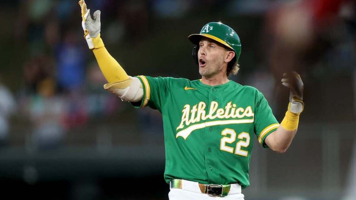 Athletics rally from early deficit to beat Twins, take series 