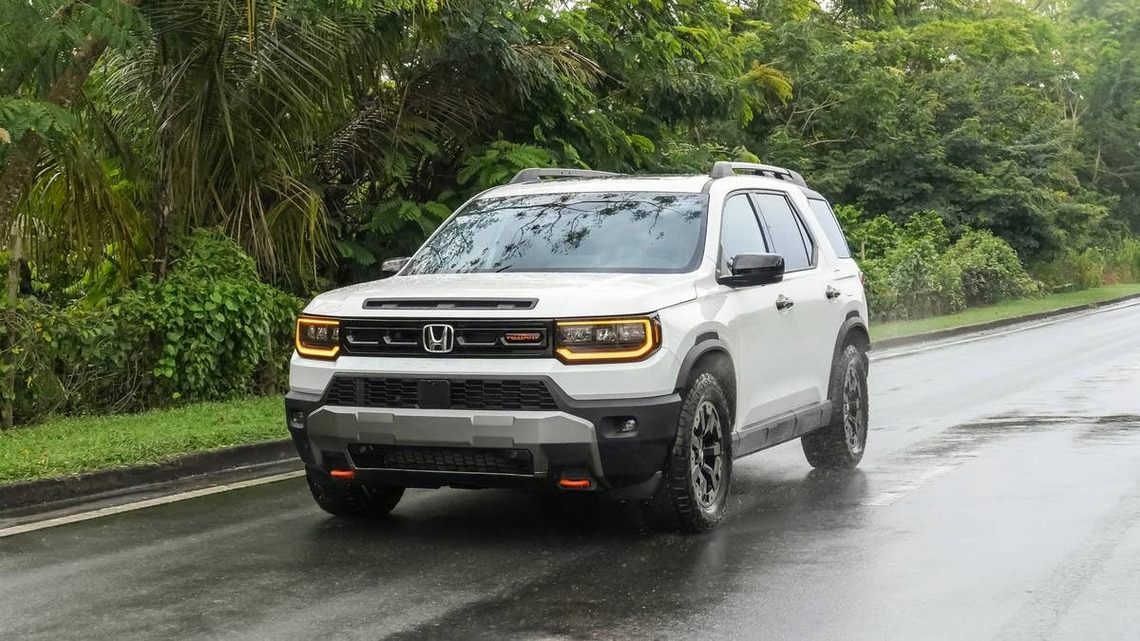 2026 Honda Passport vs. Ford Bronco: Which Rugged SUV Makes More Sense to Own? 