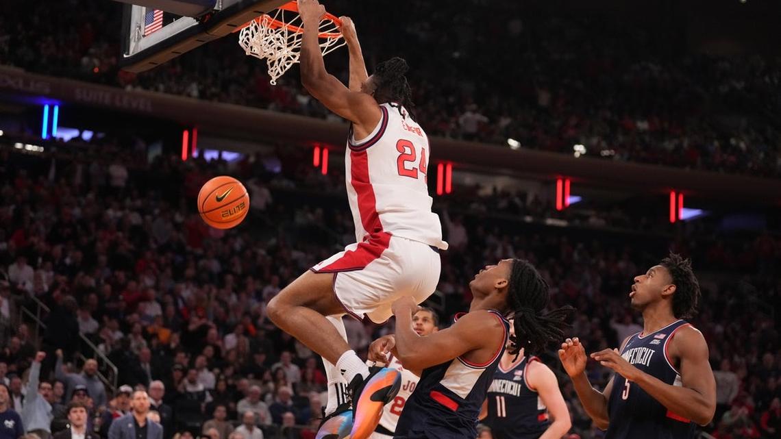 No. 13 St. John's starts fast, pounds No. 6 UConn for Big East crown 