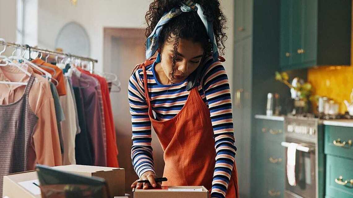 Small businesses are set to capture a record $118 billion this holiday season 