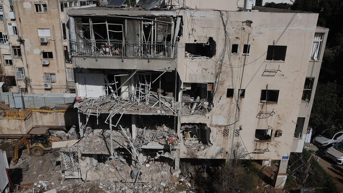 Michael Hiltzik: Here are all the good things we could buy for the billions being spent on Trump's Iran war 