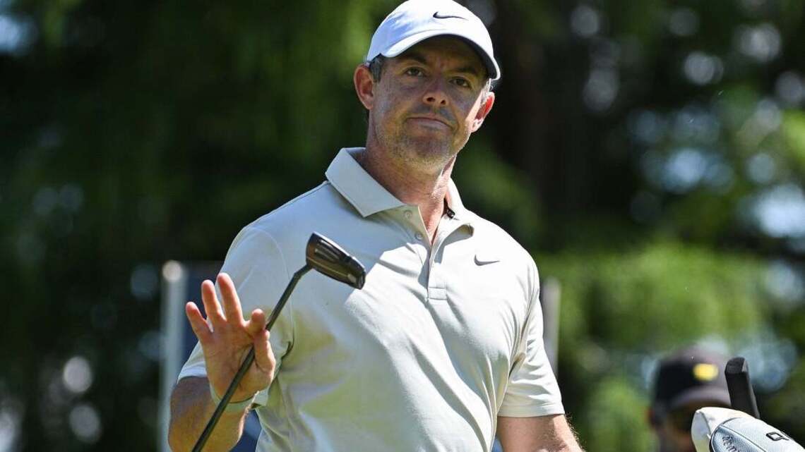 Rory McIlroy shoots 64, part of five-way tie for lead at BMW 