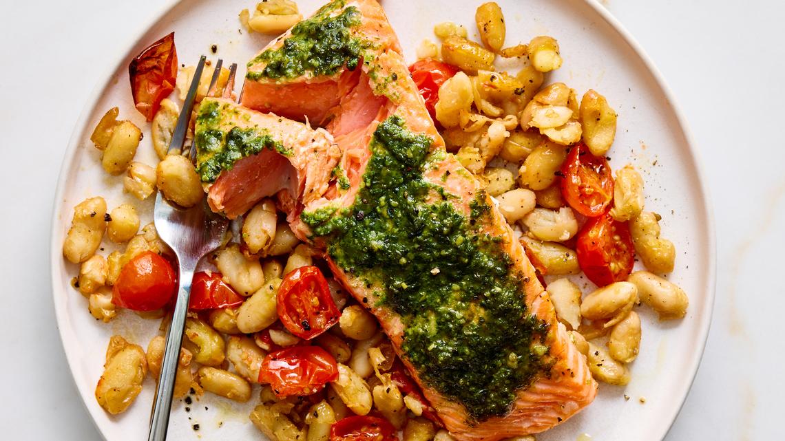 Low salt meets big flavor in these turkey meatballs