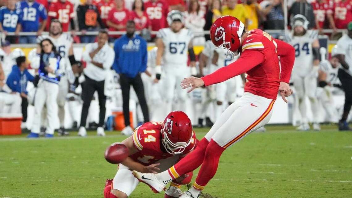 Harrison Butker's FG as time expires in OT lifts Chiefs over Colts 