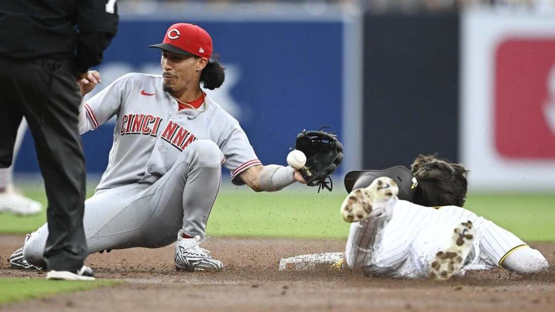 Samad Taylor, Padres hand reeling Reds sixth straight loss